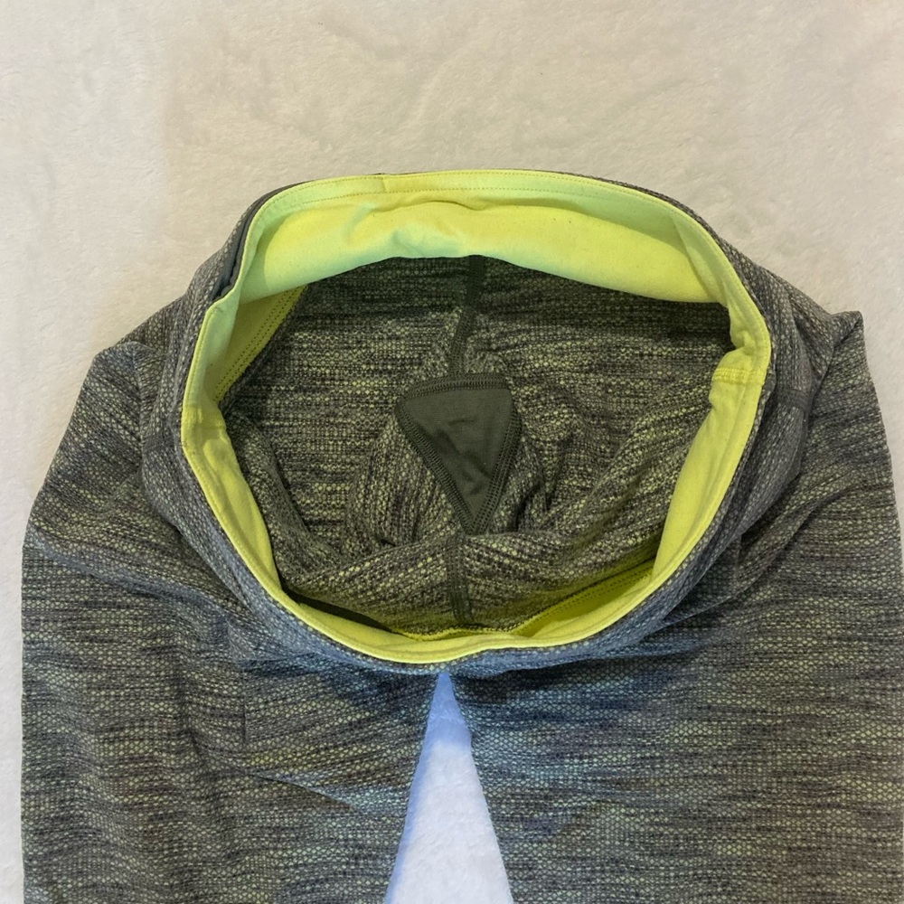 Lululemon cropped leggings grey size 4 - Picture 5 of 7